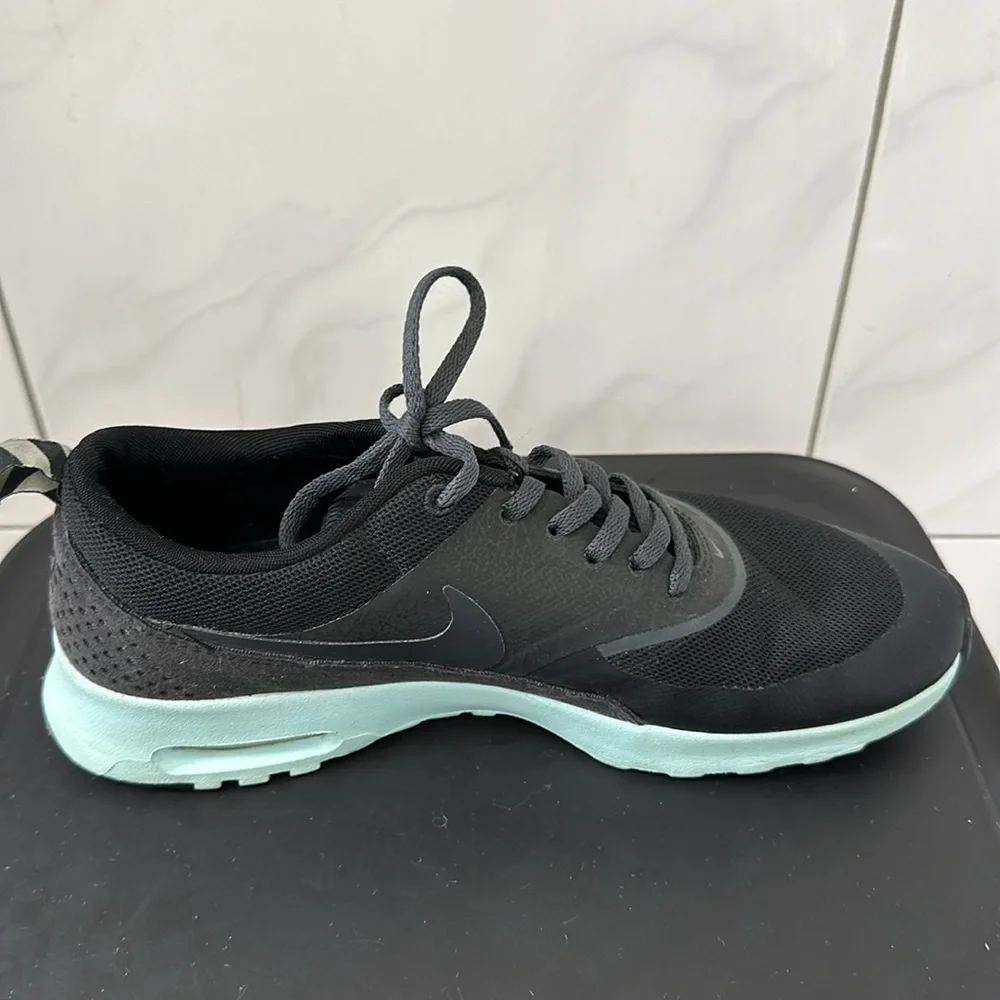 Nike Air Max Thea - Picture 8 of 11